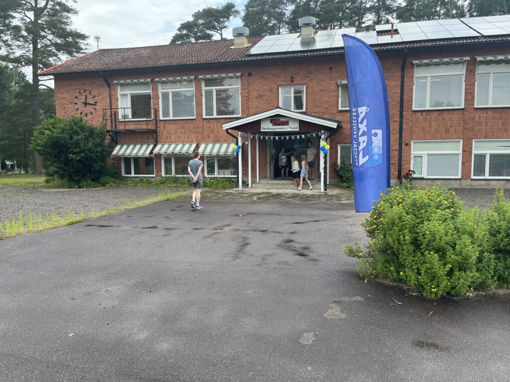 Skolbyggnaden i Tived